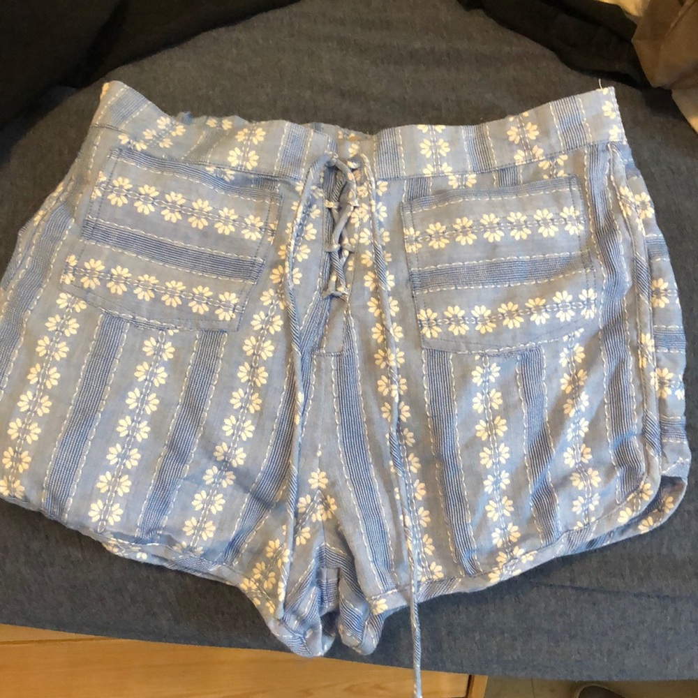urban print shorts